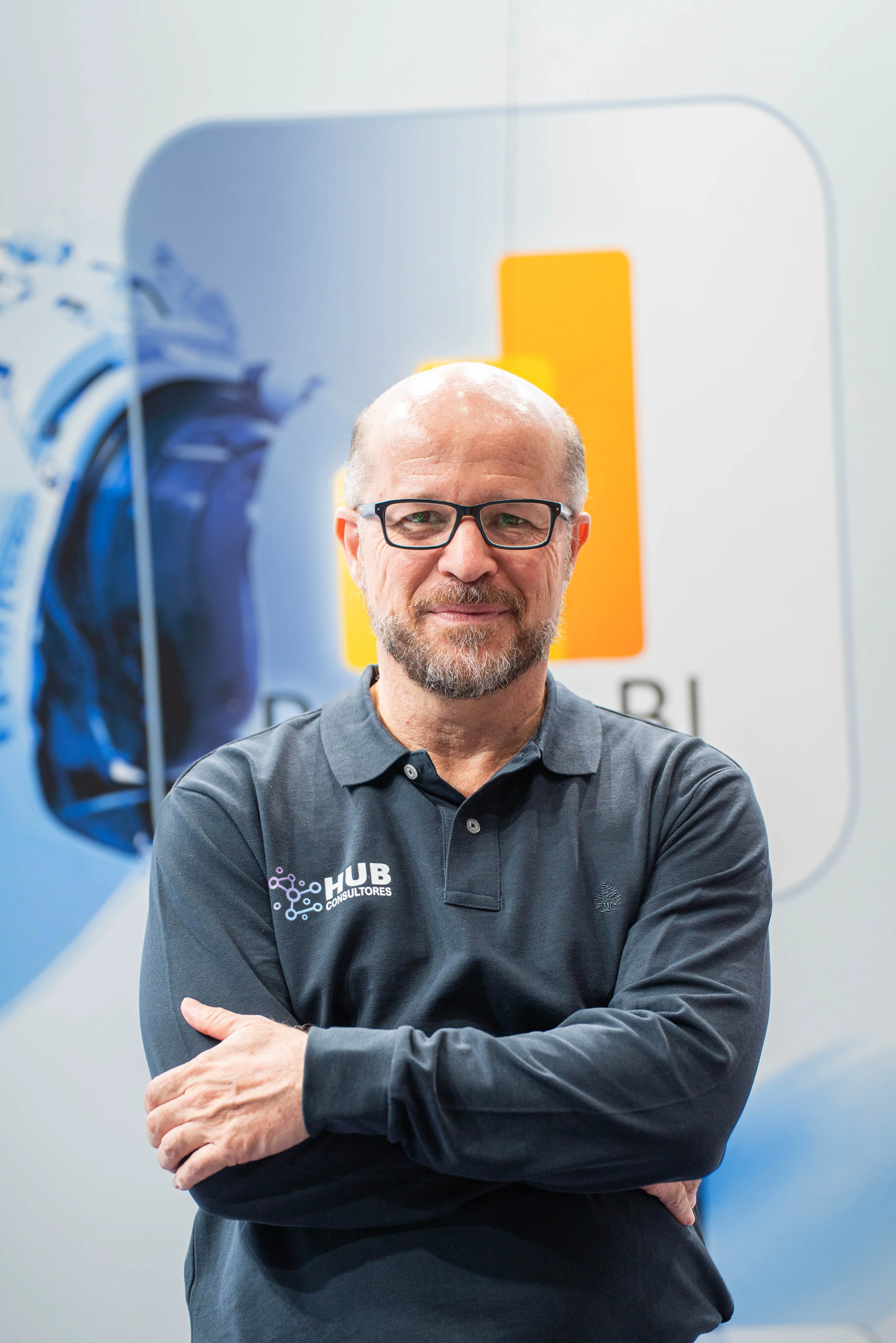 Ángel Frías — Comercial